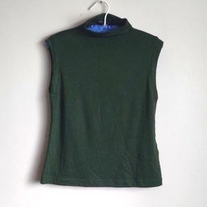 Banana Republic green mock neck sleeveless shell Size XS